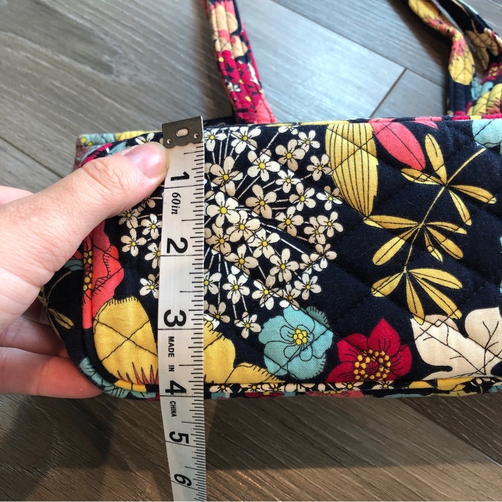 Vera Bradley Happy Snails Small Quilted Red Tote Shoulder Bag Retired Pattern - Picture 4 of 6